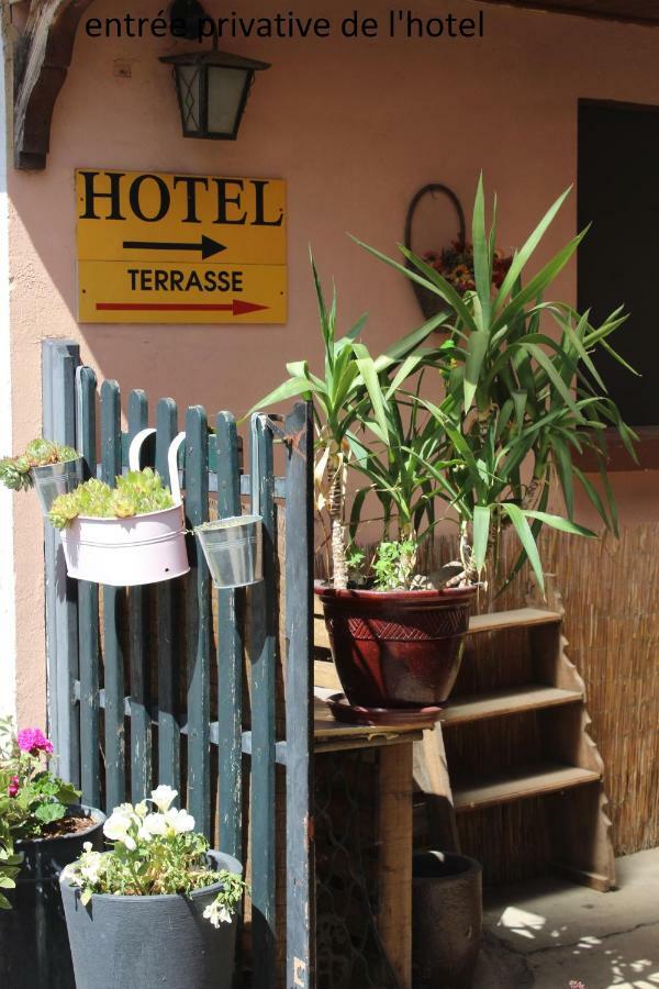 Hotel Le Dervois มองติอ็องแดร์ ภายนอก รูปภาพ