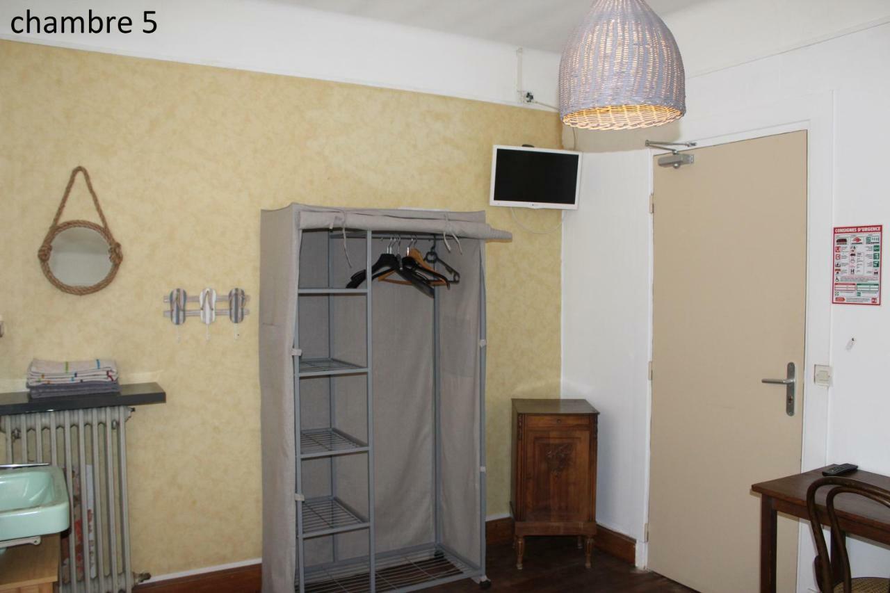 Hotel Le Dervois มองติอ็องแดร์ ภายนอก รูปภาพ